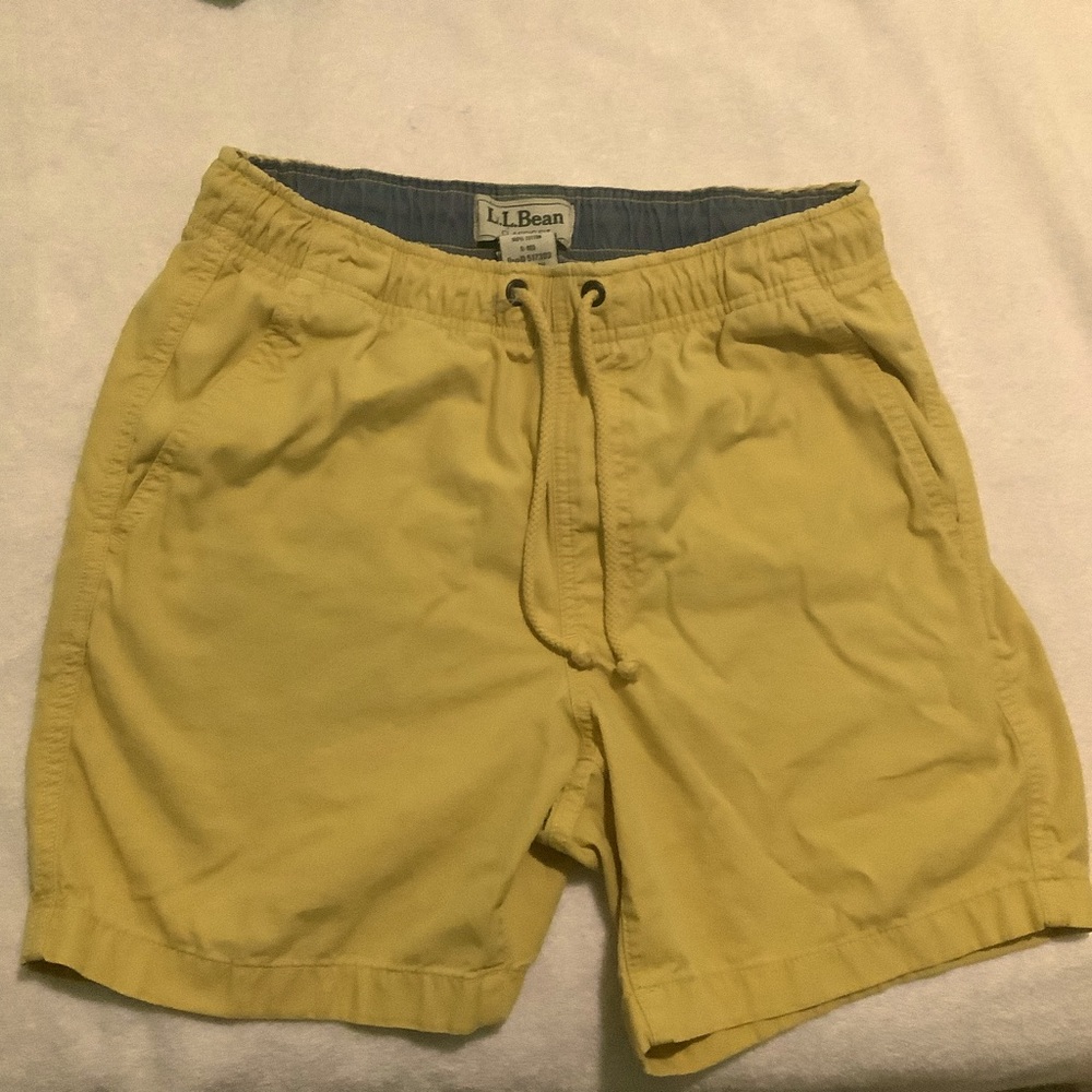 L.L.Bean mens dock shorts